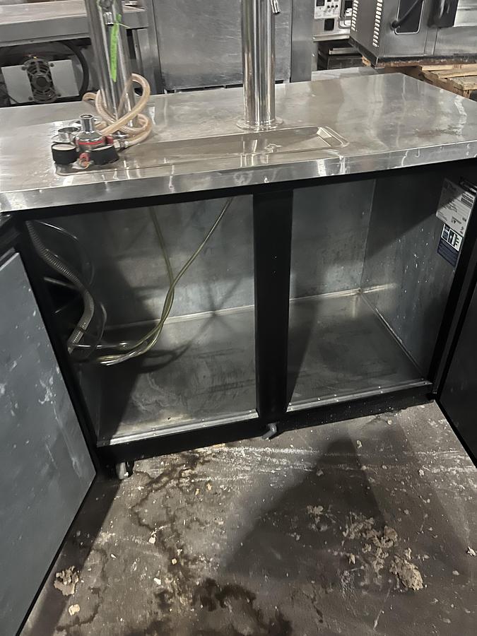 Refurbished True Commercial 2 Tap Kegerator Beer Dispenser