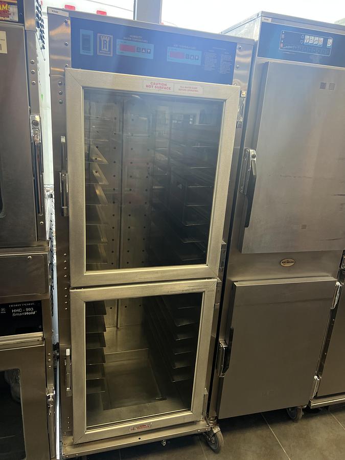 Refurbished Henny Penny HC900 Heated Holding Mobile Cabinet – Glass Door Hot Food Holding Cabinet – Tested & Working