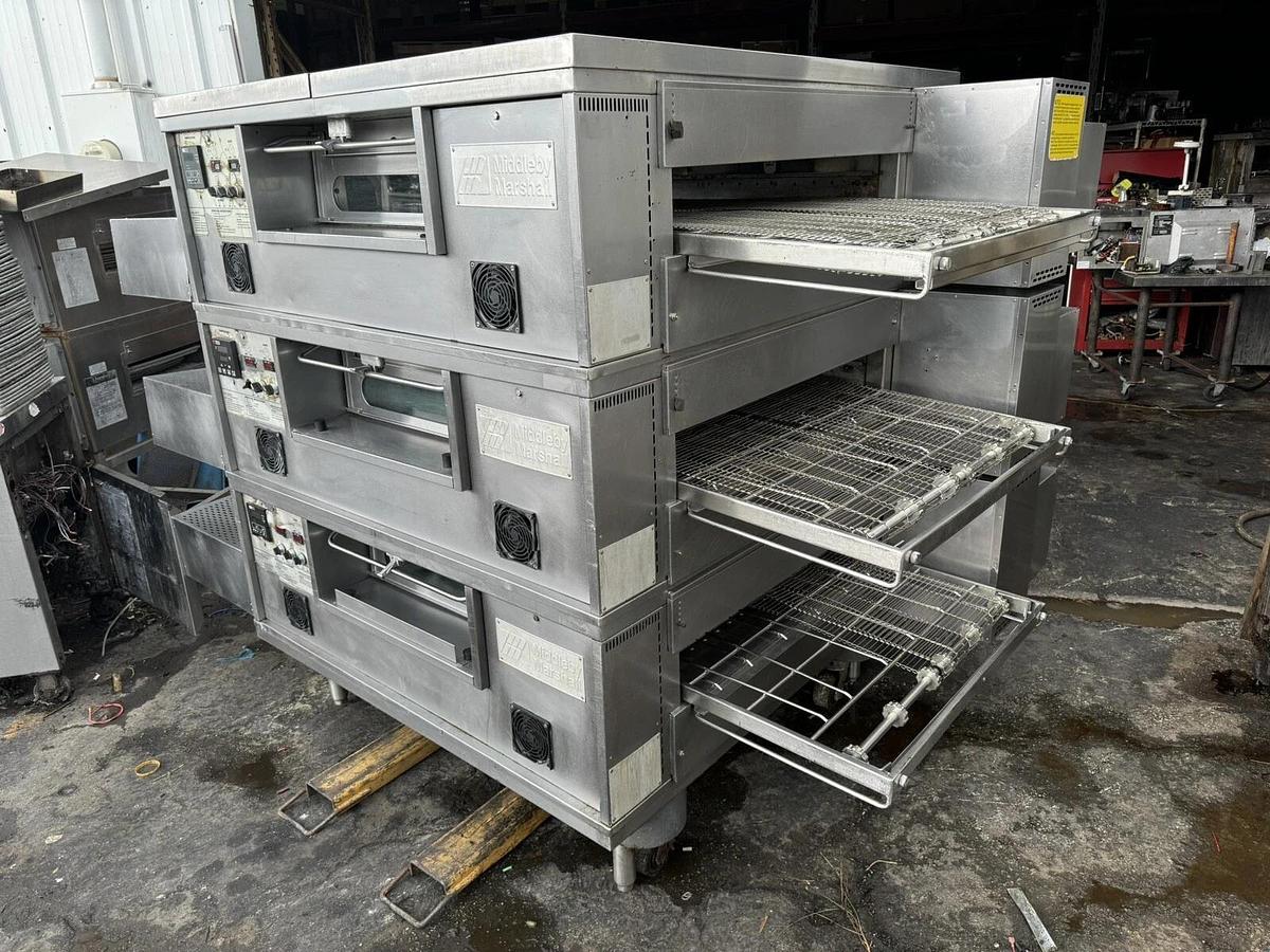 Refurbished Middleby Marshall PS570G Triple Stack Pizza Oven Conveyor Natural Gas- Tested