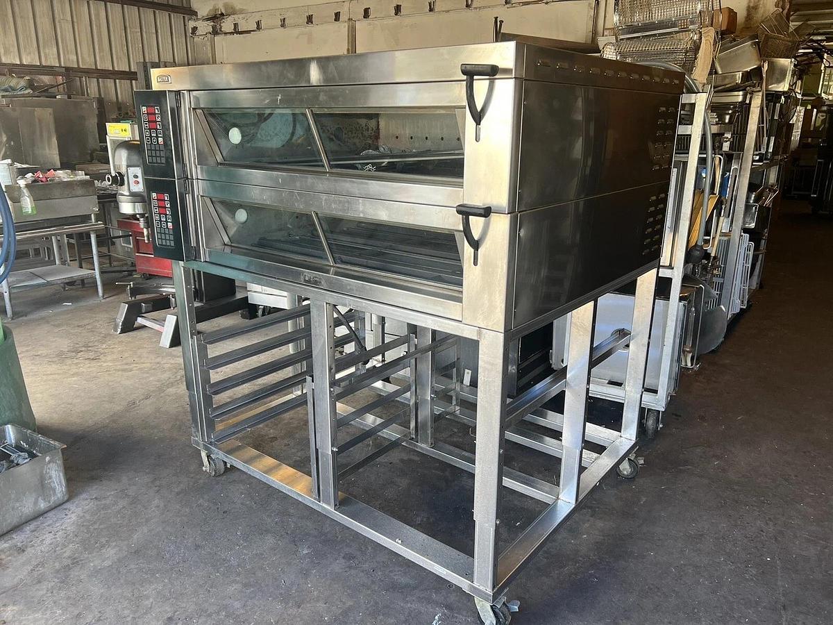 Used Baxter Manufacturing OV450W Deck Oven Electric Independently Operated Per Deck