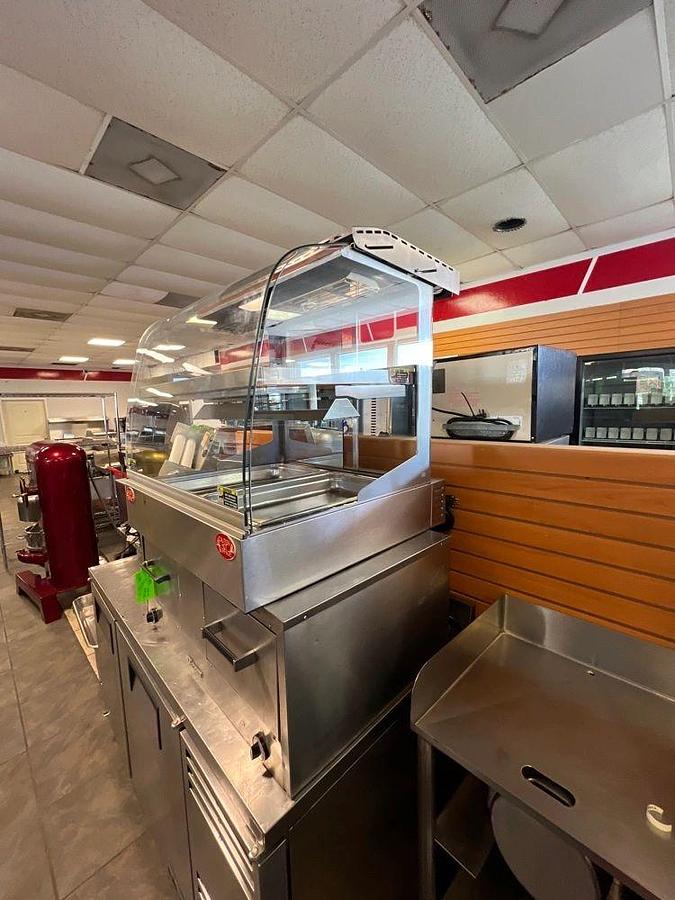 Used Heated Countertop Display Warmer 36”Heated Countertop Display Warmer 36”