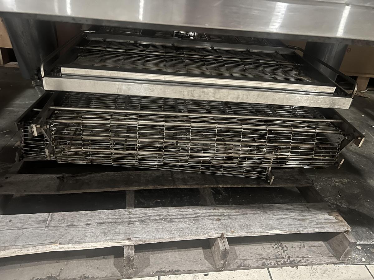 Used PS670G DOUBLE STACK CONVEYOR OVEN