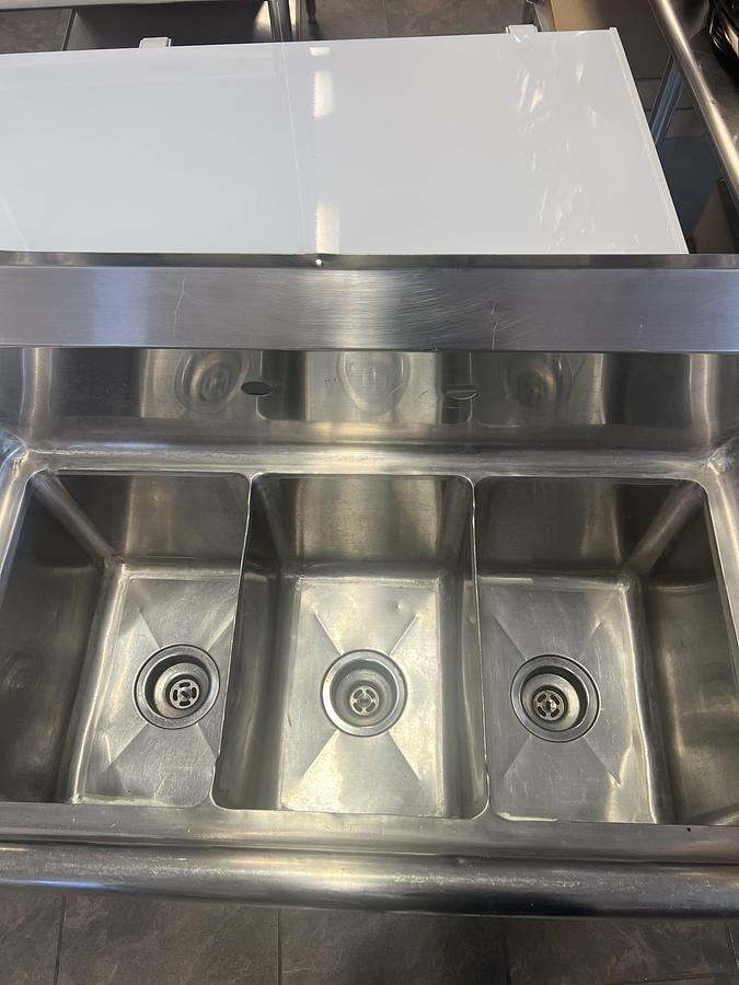 Used Commercial 3-Compartment Stainless Steel Sink – Heavy Duty Restaurant Sink