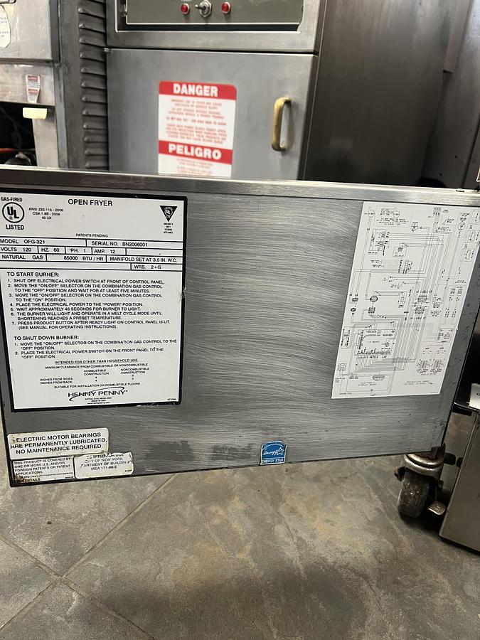 Used Henny Penny Computron 8000 Commercial Electric Fryer