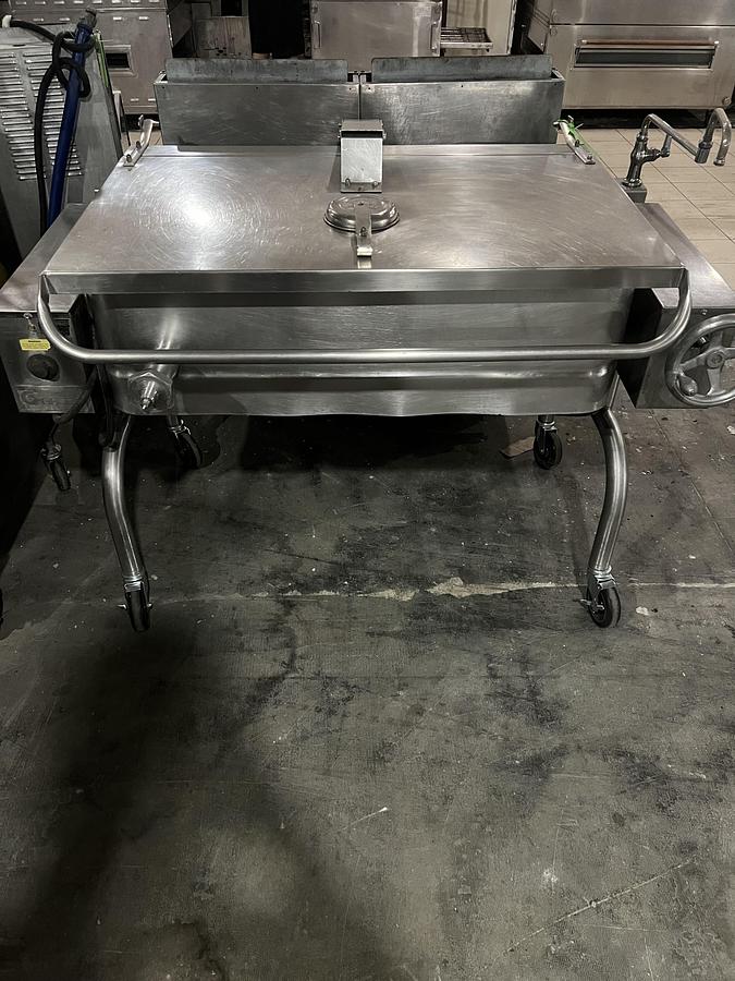 Refurbished 40 Gallon Commercial Electric Tilt Skillet Braising Pan Stainless Steel