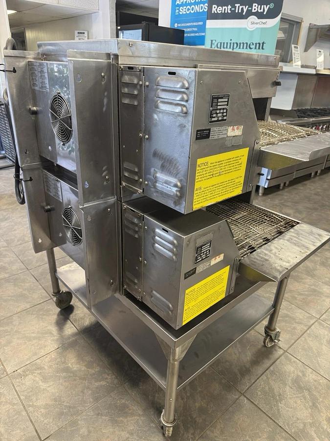 Used Blodgett Model MT1820E Electric Double Stack Conveyor Oven 208v 1 Phase 18” Belt