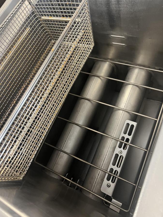 Used Henny Penny Computron 8000 Commercial Electric Fryer