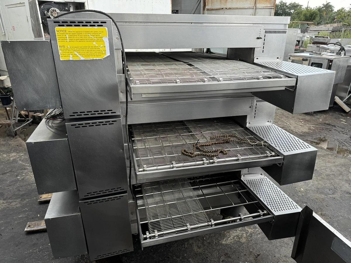 Refurbished Middleby Marshall PS570G Triple Stack Pizza Oven Conveyor Natural Gas- Tested