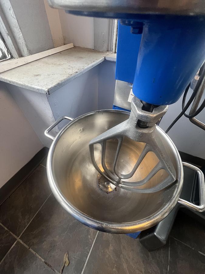 Used Hobart Commercial Planetary Mixer – Heavy Duty Bakery & Restaurant Mixer