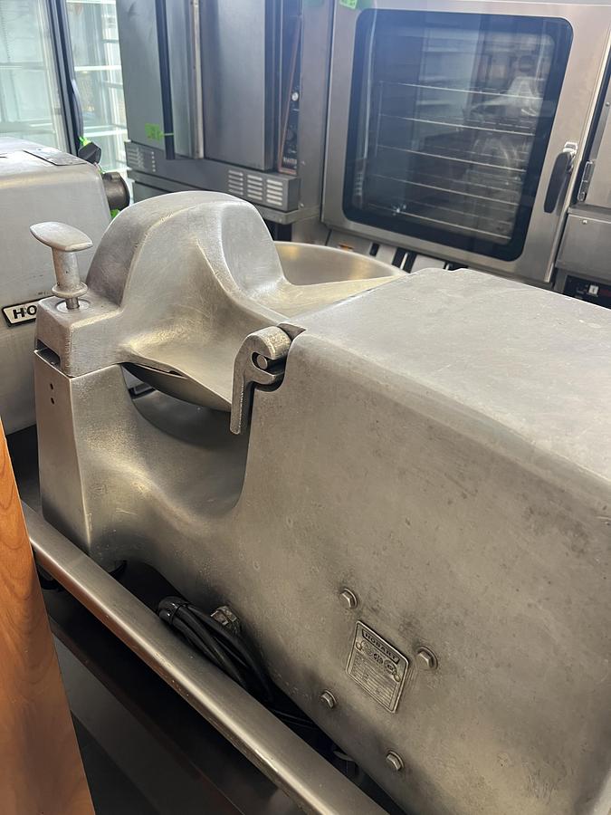 Used Hobart Commercial Meat Chopper / Food Cutter – Heavy-Duty Commercial Processing Equipment