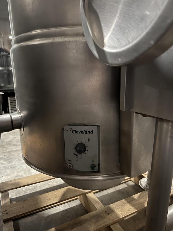 Refurbished Cleveland 25 Gallon Electric Tilting Steam Jacketed Kettle Stainless Commercial