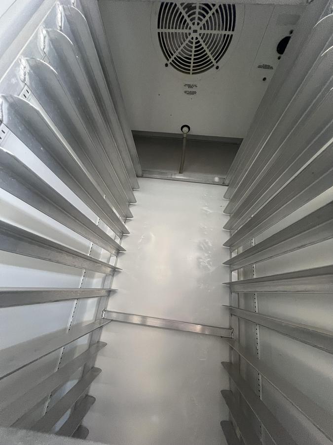 Used True Glass Door Reach-In Refrigerator Commercial Merchandiser Cooler