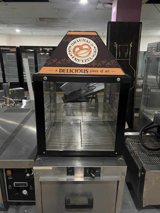 Brauhaus Pretzel Heated Display Warmer – Countertop Merchandiser