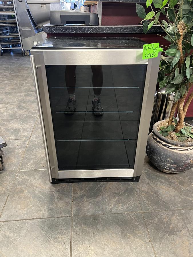 Refurbished Vissani Undercounter Beverage Refrigerator Glass Door Stainless Steel