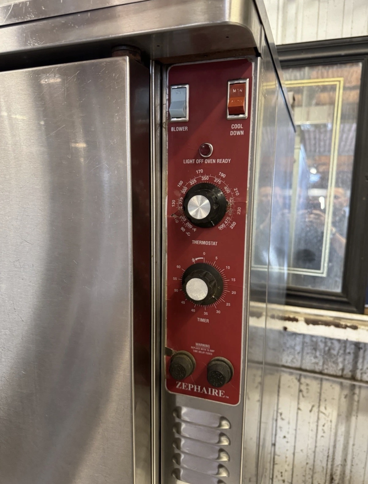 Refurbished BLODGETT ZEPHAIRE-100-G DOUBLE STACK ELECTRIC CONVECTION OVEN – 208V