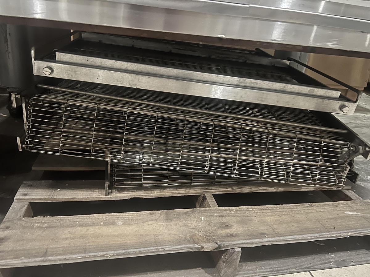 Used Middleby Marshall PS570G Double Stack Natural Gas Conveyor Pizza Oven Tested