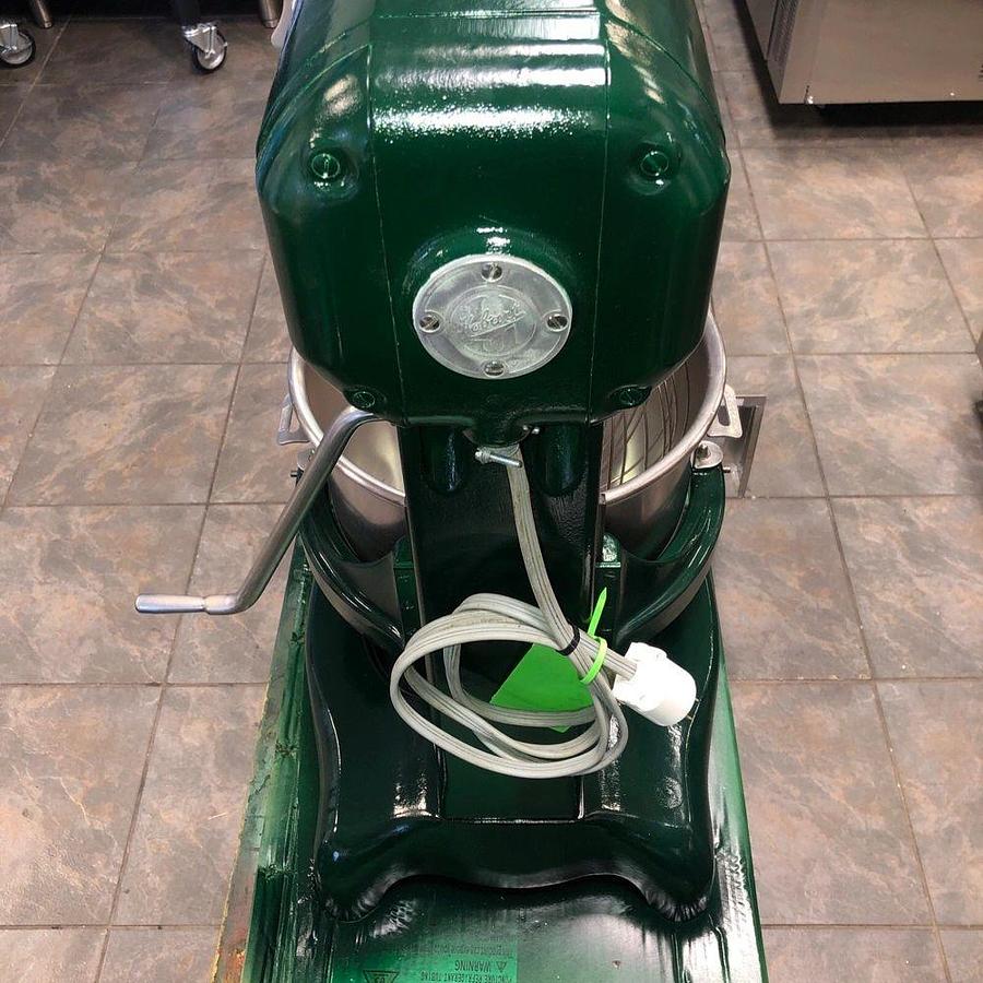 Used Used: Hobart Mixer A200 20 Qt Quart With Bowl And WhipUsed: Hobart Mixer A200 20 Qt Quart With Bowl And Whip