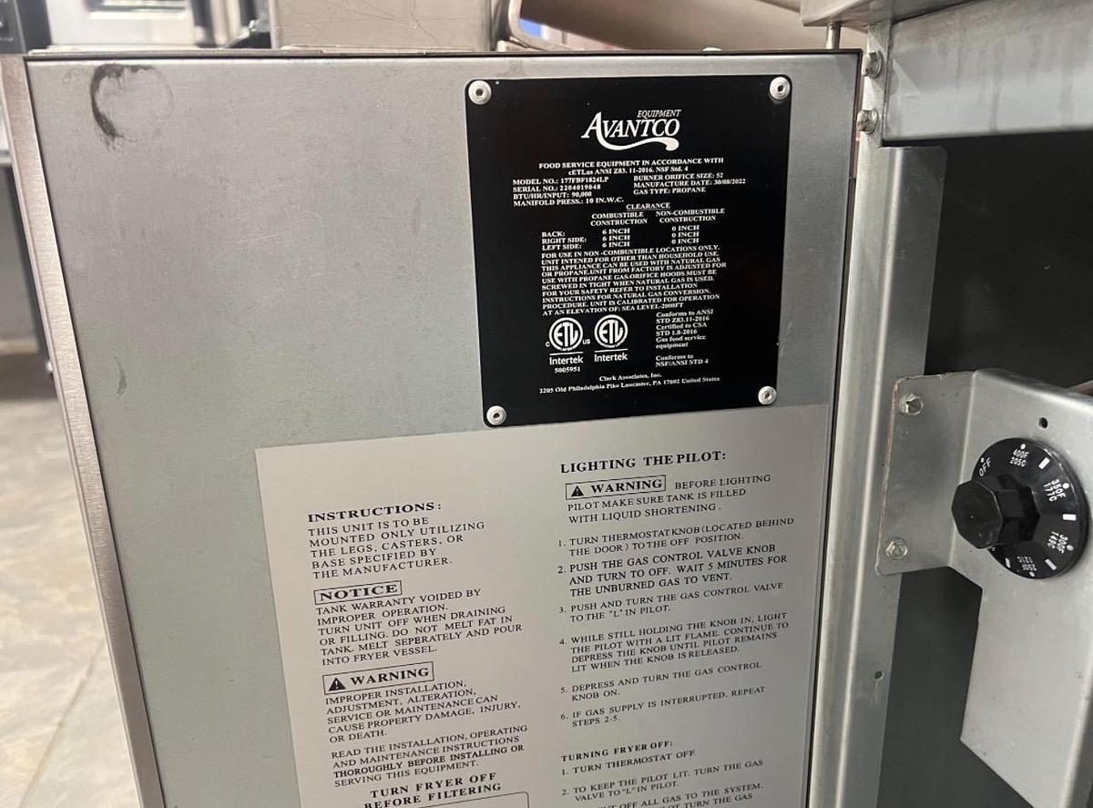 Used Avantco Commercial Food Warmer Holding Cabinet