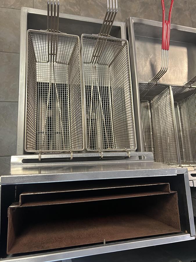 Refurbished DEAN Commercial Natural Gas Deep Fryer