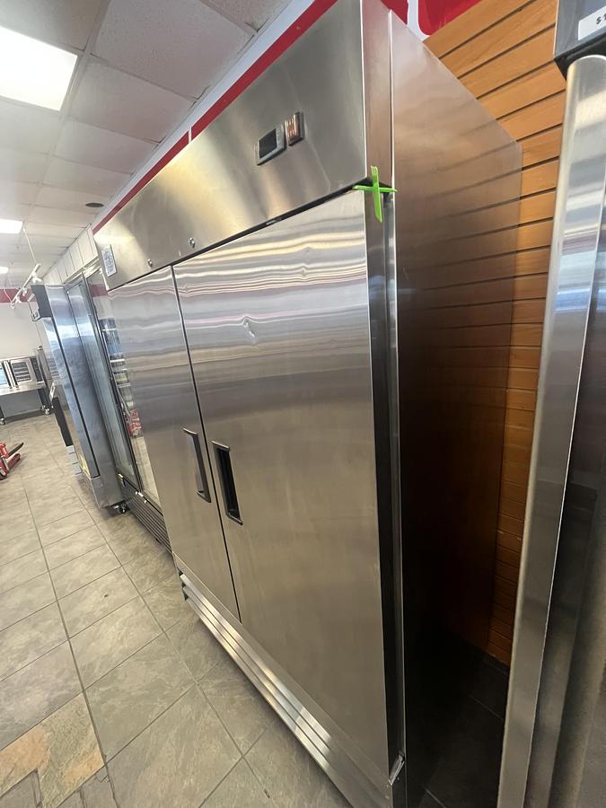 Used North Pole 2 Door Commercial Reach-In Refrigerator Stainless Steel Tested