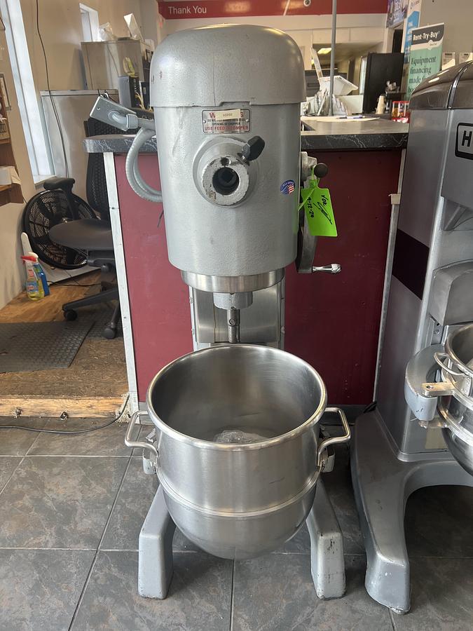 Used Hobart 20 Quart Commercial Planetary Mixer Used • Tested • Working