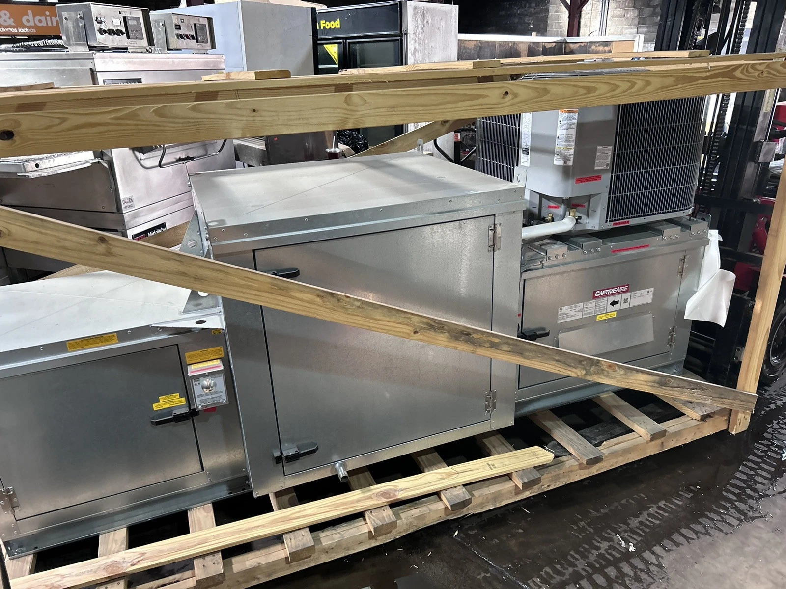 New Captive Aire Make Up Air Unit - With A/C Unit- 220v 1 Phase- 1350CFM