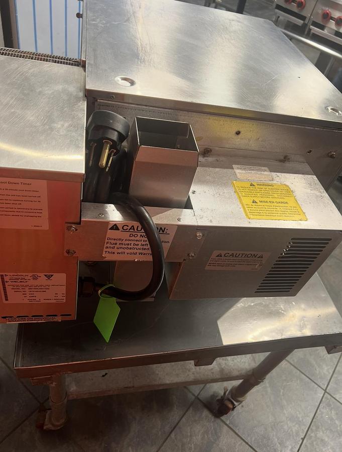Used Lincoln CTI Conveyor Oven – Commercial Countertop Impinger Conveyor Oven
