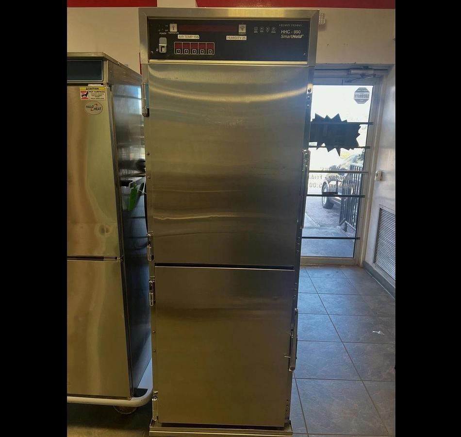 Used Henny Penny HC900 Heated Holding Mobile Cabinet