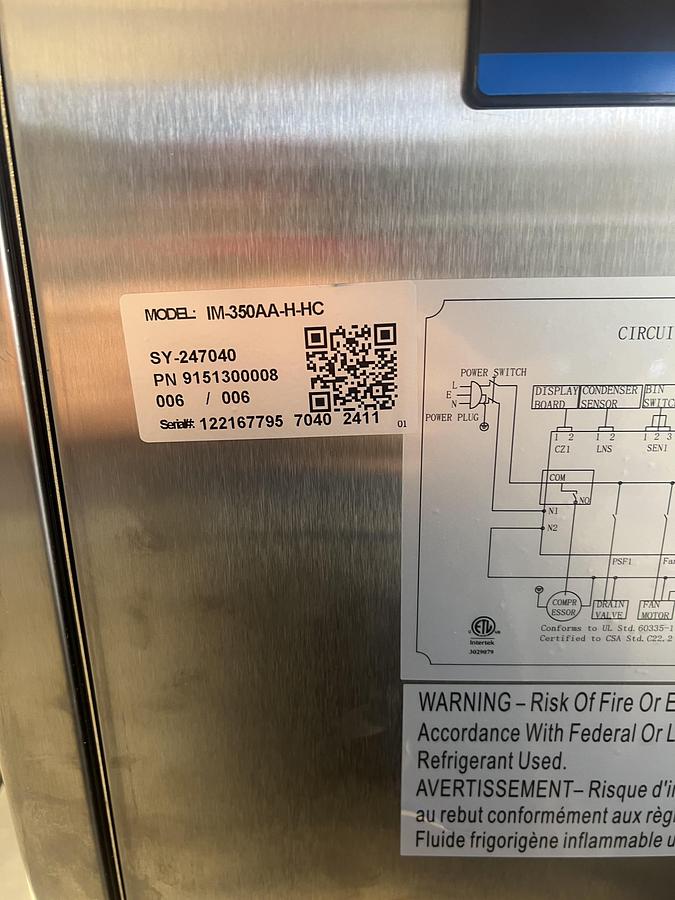 North Pole 350# Ice Machine with 275# Bin