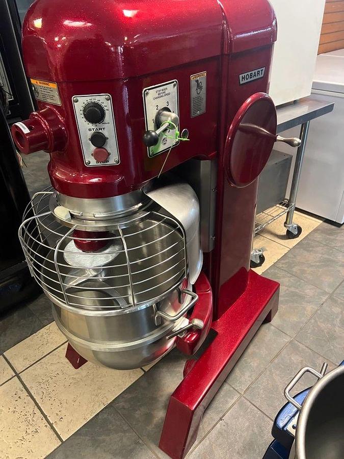 Used Used:Hobart H600T 60 Qt Mixer 2HP - 1Ph - 230v - New Stainless Bowl And Dough HookUsed:Hobart H600T 60 Qt Mixer 2HP - 1Ph - 230v - New Stainless Bowl And Dough Hook