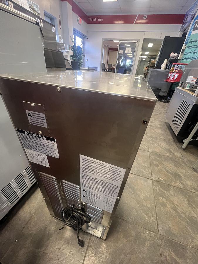 Used MAXX ICE Commercial Undercounter Refrigerator – Stainless Steel – Self-Contained