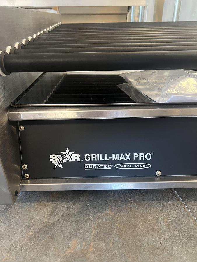 Used Star Grill-Max Pro Roller Grill Hot Dog Roller Cooker Commercial Countertop