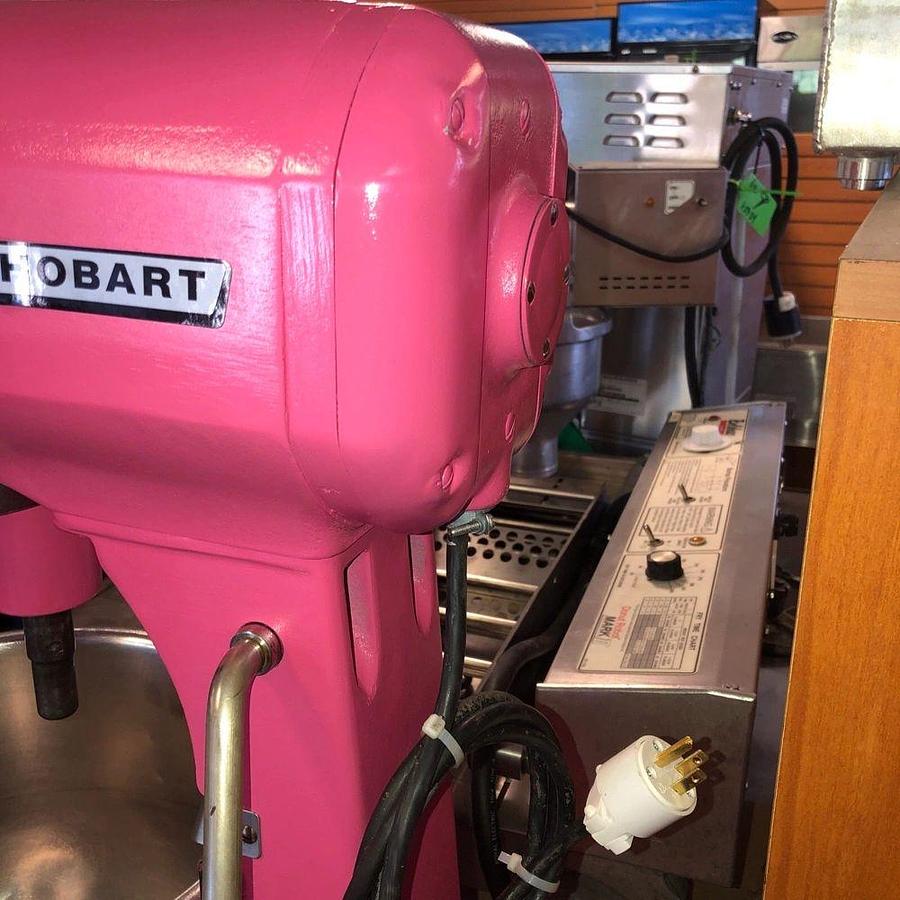 Used HOBART A 200 20 QT Mixer Includes Guard, Bowl & Pattle Hook & Whip 115VHOBART A 200 20 QT Mixer Includes Guard, Bowl & Pattle Hook & Whip 115V