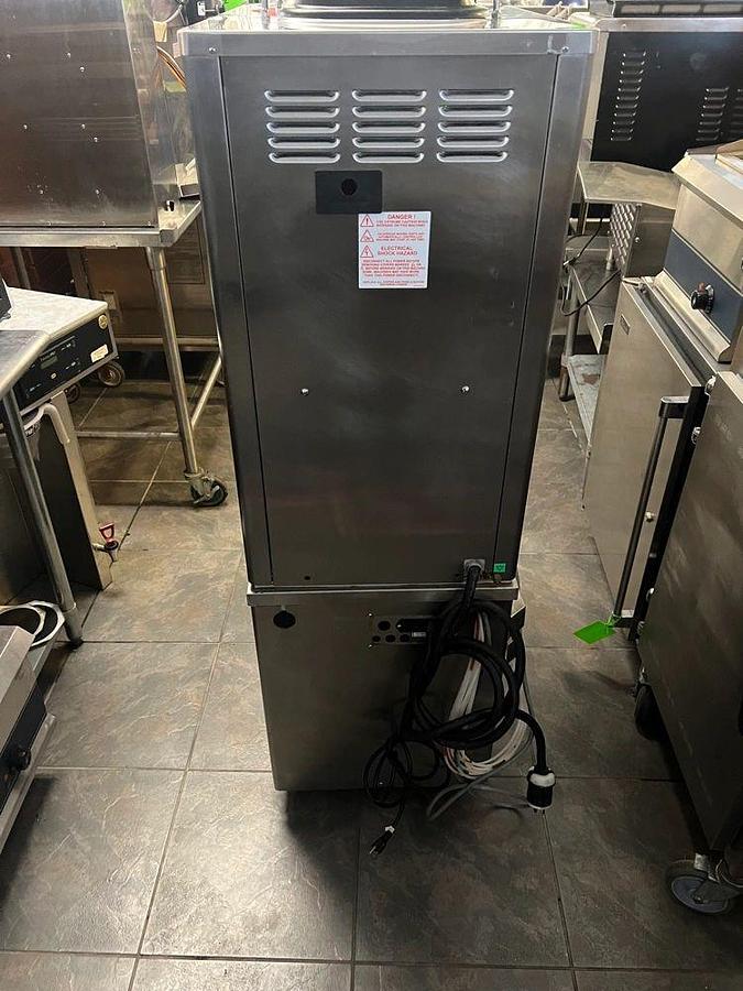 Used 2015 Taylor C708 1 Flav Machine, 208-230v 1 Phase -Water Cooled-Complete-Working2015 Taylor C708 1 Flav Machine, 208-230v 1 Phase -Water Cooled-Complete-Working