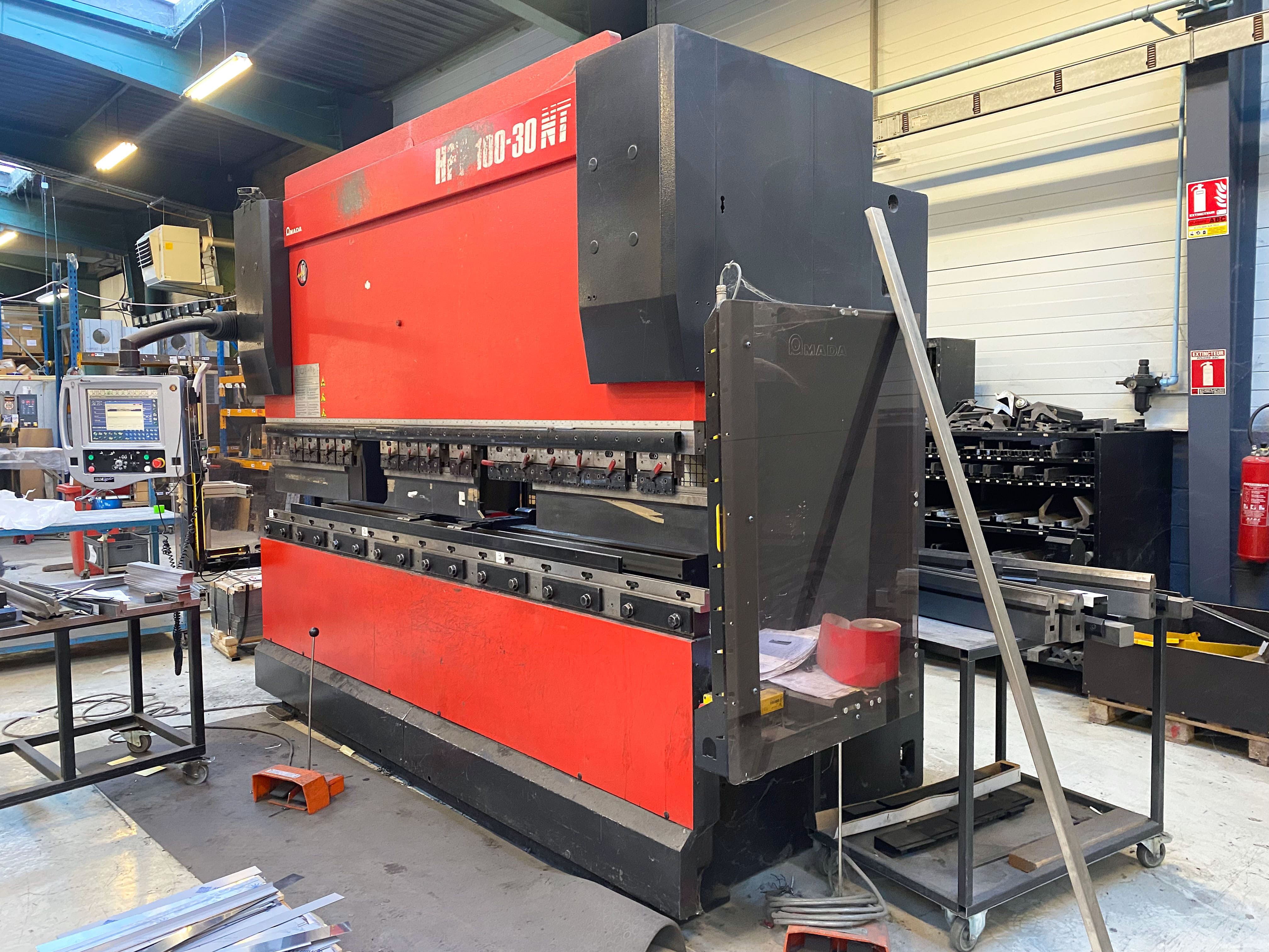 Used Amada HFP 100-30 NT - Press Brake - 2007