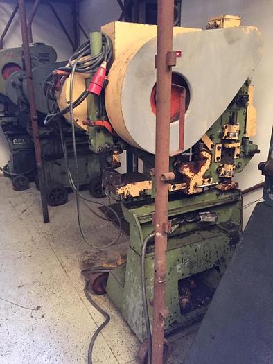 Usato PUNZONATRICE N° 14 OMES CEU 10