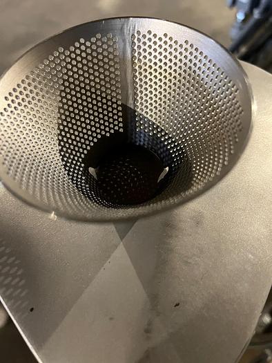 Used Used Kemutec Sieve/Cone Mill