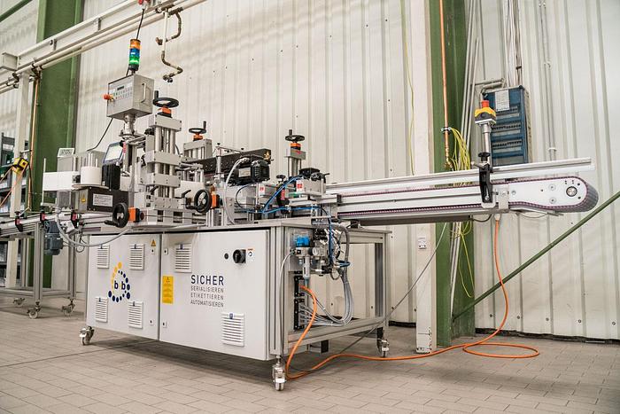 2020 b+b Automation FM-DS eco Fully automatic labeling machine