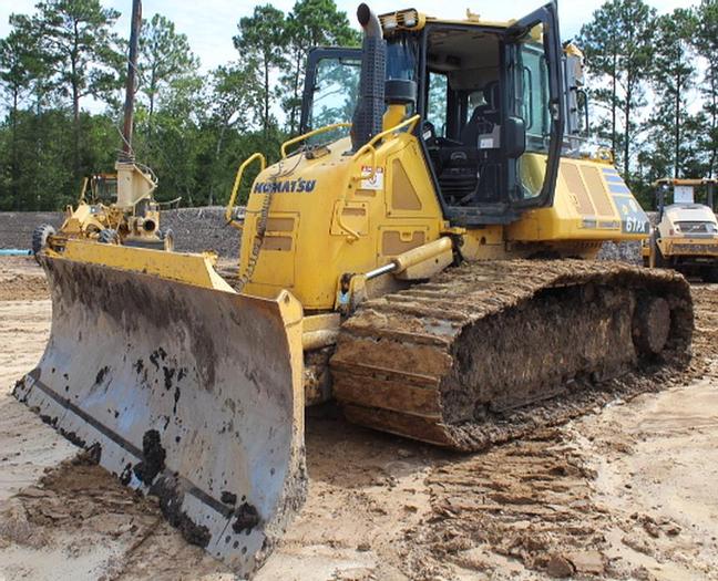 Used 2019 Komatsu  D61PX-24