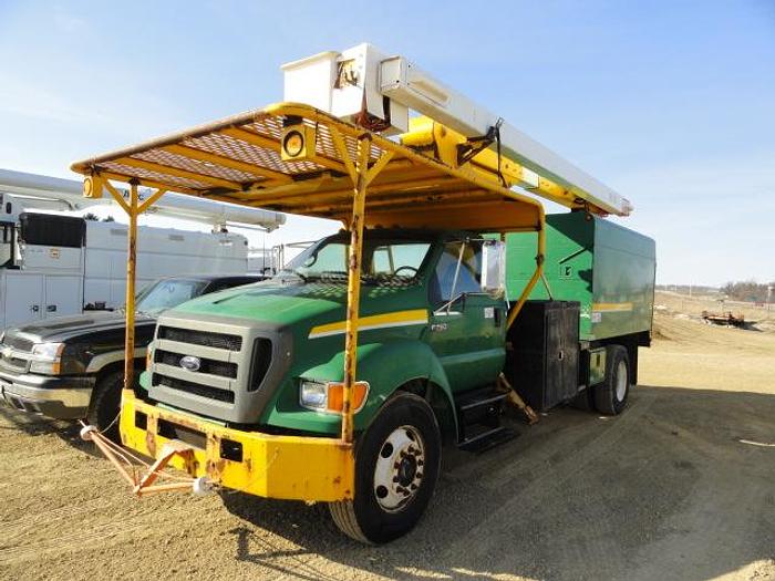 Used 2005 VERSALIFT VO255