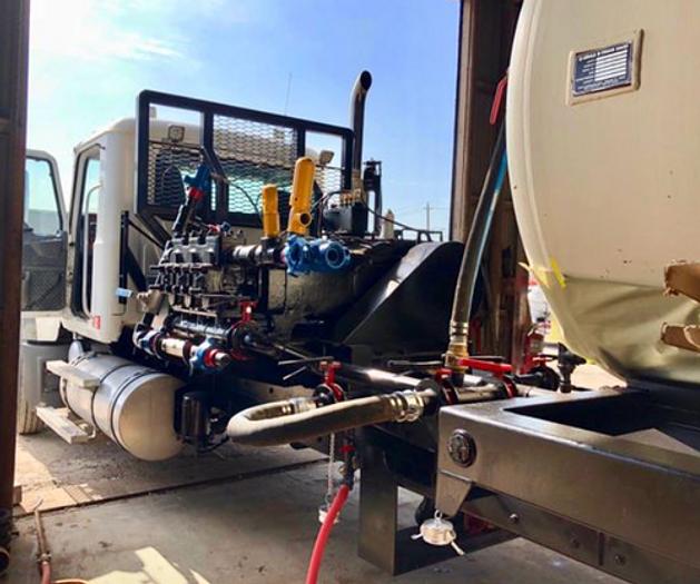 Used 2007 Mack Granite Bobtail Kill Truck