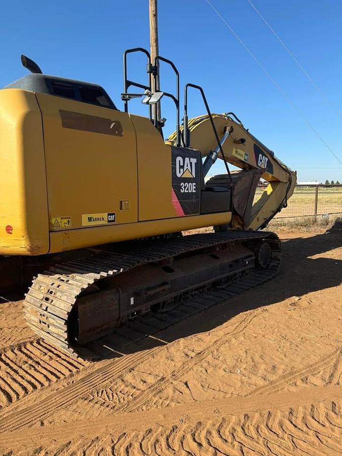 Used 2013 Cat 320 E