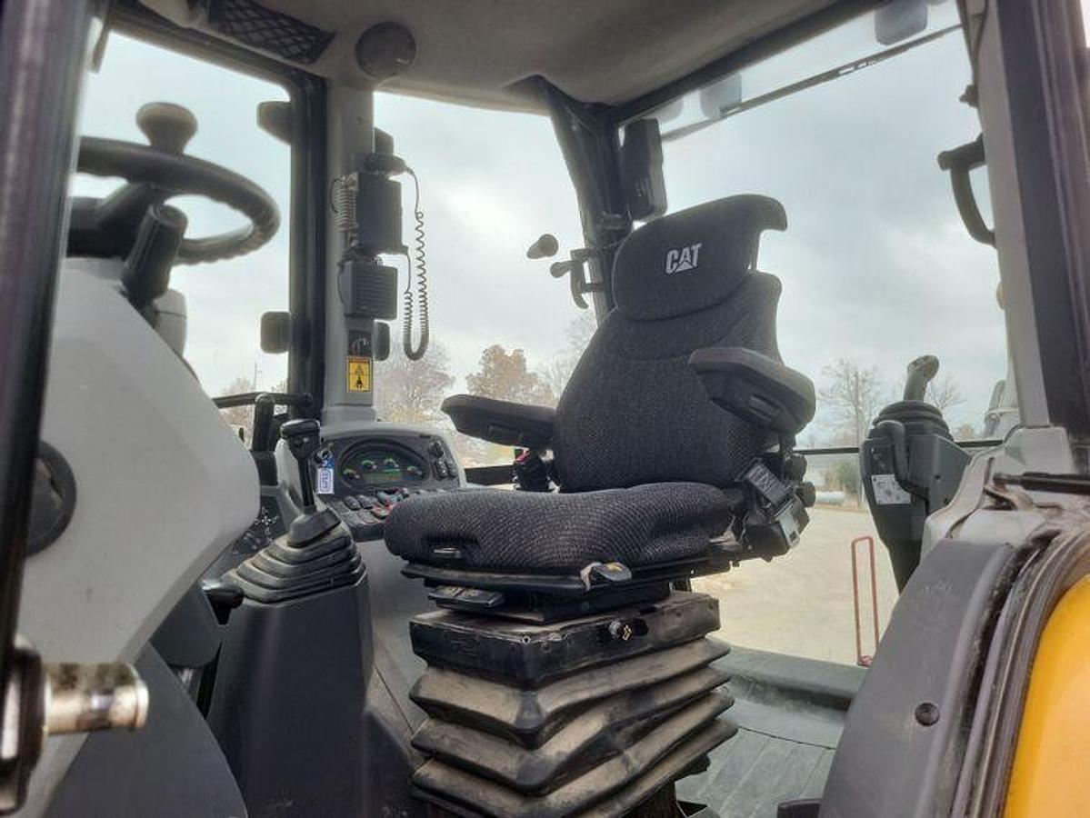 Used 2018 Caterpillar 420F2