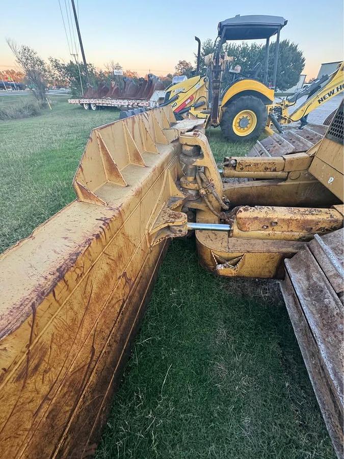 Used 2005 Caterpillar D6N LGP