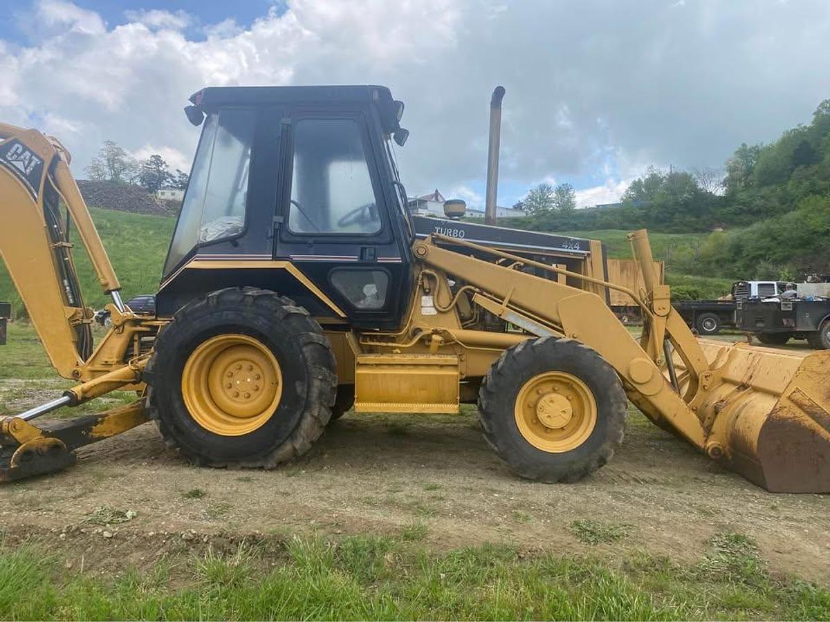 Used 1995 CAT 416B