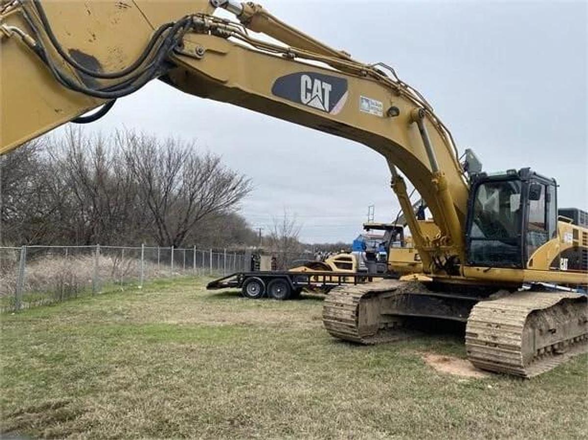 Used 2009 Caterpillar 345C