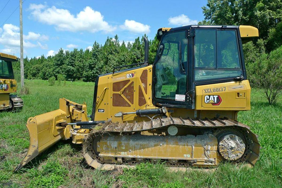 Used 2020 CATERPILAR D1