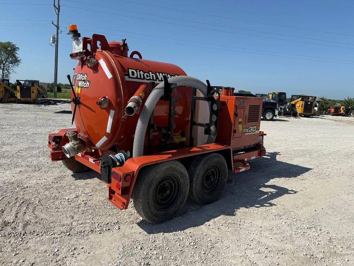 Used 2003 Ditch Witch FX30