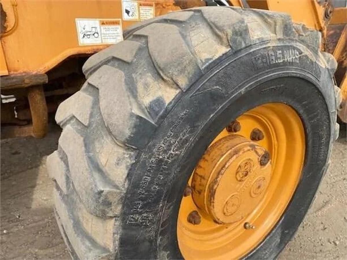 Used 2011 Case 580SN