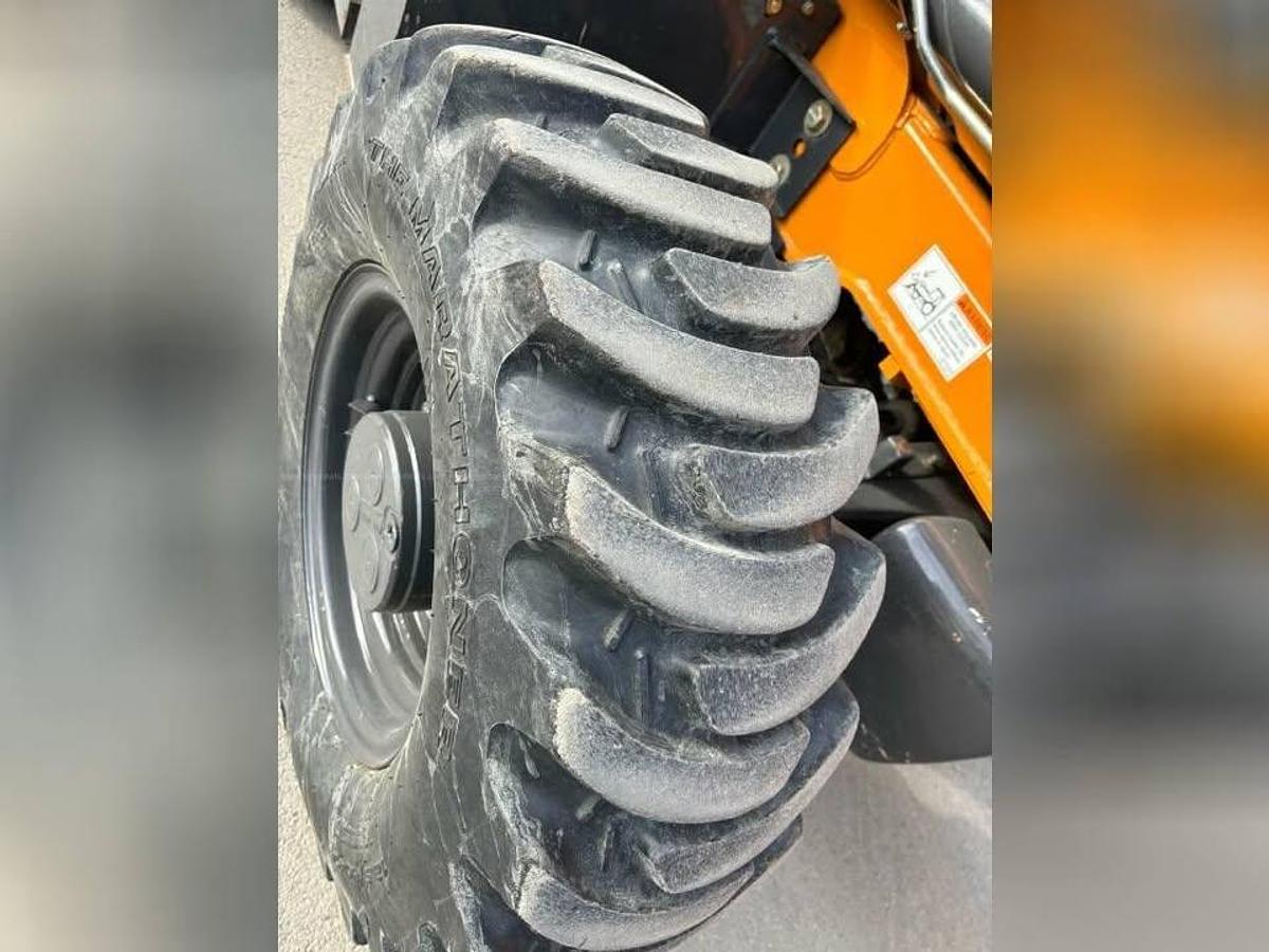 Used 2015 Case 580SN